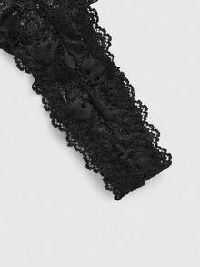 ROMWE Gothic Skeleton Lace Trim Underwire Bra & Metal Chain Trim Thong Lingerie Set, Sexy Halloween