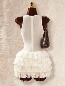 Y2K Amplova White 1pc Women's Solid Color Bodycon Tassel Hem Sleeveless Mini Dress White Fringe Dress Layered Fringe Dress - White - View 7