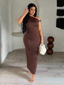 SHEIN SXY 不对称领口棕色纯色不对称肩部金属扣装饰修身优雅连衣裙，新年装扮，派对，优雅，舞会礼服，棕色，外出，时尚，商务休闲女装，婚礼，新年，棕色紧身连衣裙，单肩优雅连衣裙，棕色女装，咖啡棕色连衣裙 - 棕色 - 查看 3