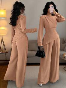 SHEIN Raffinéa Bộ 2 món/Bộ đồ nữ cổ tròn màu trơn xếp ly viền bất đối xứng tay dài 2 món mặc ở nhà Bộ đồ hai mảnh kín đáo cho nữ Bộ đồ hai mảnh thanh lịch cho nữ - Màu Khaki - Xem 1