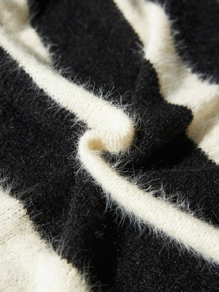 Aveloria Modichic 2pcs Set: Soft Striped Mink Fur Jacket & Loose Flare Leg Pants Sweater, Elegant - Black and White - View 7