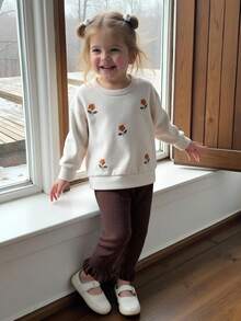 SHEIN Vintaside Kids 女婴花卉刺绣圆领运动衫和裤子休闲装，秋季 - 米色 - 查看 3