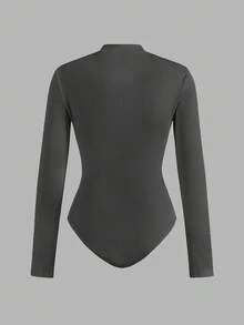 SHEIN EZwear 2件套黑色和深灰色女式小马印花拉链高领紧身连体衣套装 - 彩色 - 查看 8