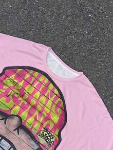 Manfinity Roghcode Camiseta de cuello redondo truncado para hombres, con patrón de cabeza de dibujo animado sobredimensionado, top holgado de estilo callejero - Rosa - Ver 3