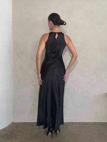 Andrea Bello Minimalist Chic Asymmetric Bias-Cut Double-Sided Satin-Like Fabric A-Line Sleeveless Long Dress For Women, Flattering And Versatile - Black - View 2