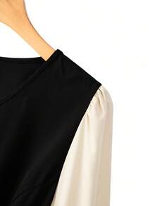 GlowEve CURVE 大码女式 V 领黑色纯色金属纽扣拼接杏色长袖金属扣腰带通勤休闲优雅 A 字连衣裙，秋冬