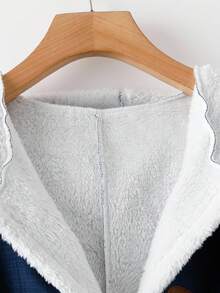SHEIN LUNE CURVE Chaqueta casual de talla grande para mujer de unicolor, de lino sintético compuesto y peludo, con bolsillo falso y botón de cuerno, para otoño/invierno - Multicolor - Ver 7