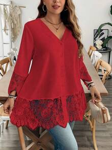 SHEIN Clasi 大码女式V领纯色蕾丝拼布休闲衬衫 - 紅色 - 查看 5