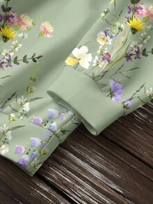 SHEIN LUNE Áo sweatshirt dài tay cổ tròn dáng rộng, họa tiết hoa vintage, phong cách thường ngày, dành cho nữ mùa thu/đông. Áo sweatshirt màu xanh lá cây nhạt, thích hợp mặc mùa thu/đông, thích hợp mặc ở nhà. - Nhiều màu - Xem 5