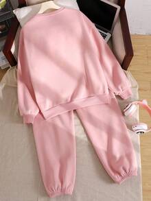 SHEIN 2 件套青少年女孩宽松休闲压花字母图案圆领套头衫和运动裤运动服，粉色 - 藕粉色 - 查看 2