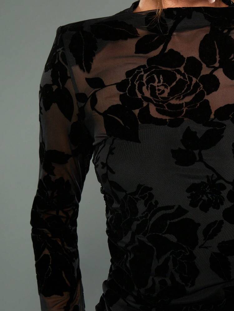 MISSGUIDED Velvet Rose Pattern Mesh Overlay Bodycon Mini Dress Long Sleeve High Neck Party Clubwear Holiday Special Occasion Form Fitting Elegant Evening Dress