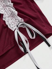 ROMWE Avant 女式复古运动风格蕾丝边抽绳数字刺绣V领短款T恤 - 酒紅色 - 查看 2