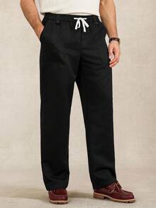 Manfinity Homme 男士成熟休闲纯色直筒裤，整体经典黑色，散发着沉稳优雅的气质。适合日常休闲穿着、周末出游、旅行、与朋友聚会等。这款裤子是男士衣橱中不可或缺的百搭单品，也是秋季送给男朋友或老公的绝佳礼物。 - 黑色 - 查看 3