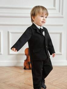 Souflis Souflis 2 pièces Costume rétro français pour bébé garçon Automne/Hiver 2025 Nouvelle veste texturée noire avec nœud papillon, Top à manches longues et pantalon noir. Tenue élégante pour anniversaire, fête, occasions formelles en automne