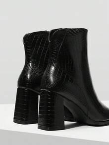 MOTF PREMIUM 女式 PU 皮革尖头拉链高跟踝靴 - 黑色 - 查看 4