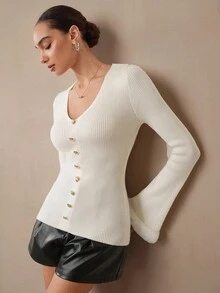 Modelyn Damen V-Ausschnitt Dekorativer Knopf Flauschiger Bund Figurbetonter Pullover, geeignet für Arbeit und Pendeln