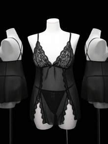 Spicy Aura 2pcs Plus Size Sexy Lace Contrast Mesh Nightgown Set - Black - View 1