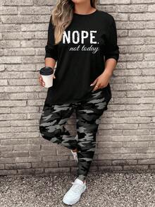 EMERY ROSE 2 件套大码女式迷彩字母印花长袖 T 恤和瑜伽裤，休闲秋冬装 - 黑色 - 查看 1