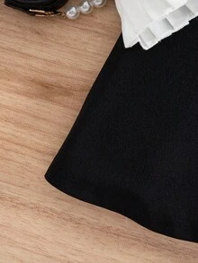 Baby Girl Cute Metal Buckle Color Block Bell Sleeve Long Dress, Autumn/Winter Fall