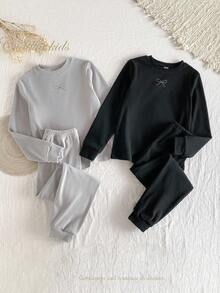 SHEIN 4件套女童优雅简约黑灰蝴蝶刺绣长袖上衣和裤子保暖内衣套装 - 彩色 - 查看 4