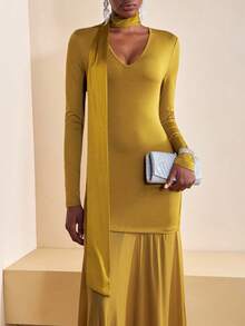 Zivah 2025 春夏新品 音乐节、复活节、圣帕特里克节、西部风、游牧风、生日派对、毕业典礼、学院风、学生风、日常休闲、基本百搭、休闲、邮轮旅行、海滩、日光浴、网络热潮、街头潮流、婚礼宾客波西米亚风、通勤、早午餐、机场 棕绿色 V 领长袖针织拼布网眼中长连衣裙（配围巾腰带） - 軍綠色 - 查看 4