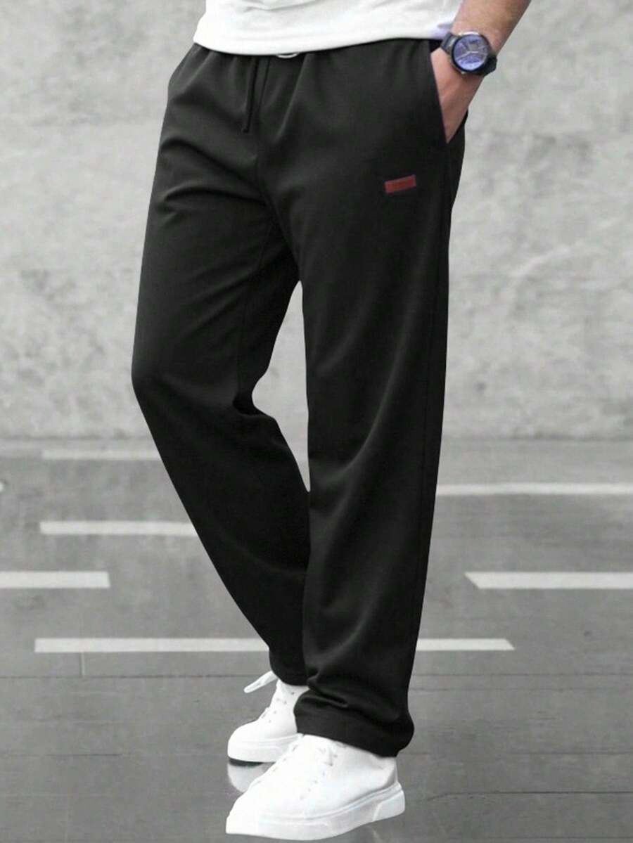 男童黑色休闲裤，舒适时尚，百搭，面料柔软，适合日常穿着、上学、外出、户外活动、冬季和秋季穿着。 - 黑色 - 查看 1