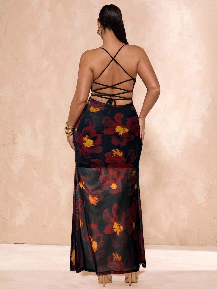 SHEIN BAE Robe sexy à dos nu avec imprimé floral romantique, idéale pour les vacances à la plage, les sorties, les fêtes et les rendez-vous. Convient aux grandes tailles. - Rouge - Voir 1