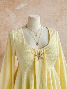 Soleia Plus Size Women's Vacation Yellow Flared Long Sleeve Layered Hem T-Shirt - Yellow - View 7