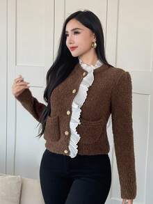 DAZY Damen elegante Kontrast Plissee Rüschen Saum Patchwork Taschen Knopfverschluss Strickjacke, Herbst/Winter - Kaffeebraun - Übersicht 4