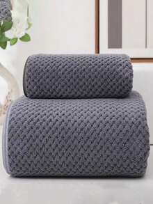 SHEIN 1/2条装菠萝纹理毛巾，超柔软快干珊瑚绒，吸水不掉毛，适用于面部、身体和手部。成人、情侣、沙龙、浴室、返校必备的理想之选 - 深灰色 - 查看 4