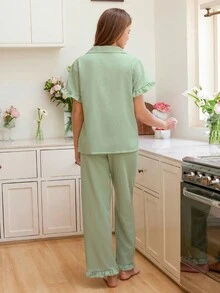 Snug Reverie 荷叶边口袋贴布睡衣套装/节日睡衣套装 - 綠色 - 查看 2