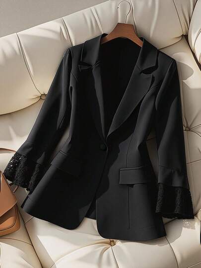 GlowEve CURVE 大码女式修身优雅撞色蕾丝西装外套，缺口领，开口袖口，单纽扣，秋冬