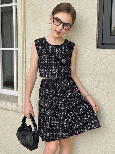 SHEIN 女童休闲无袖格子印花背心和印花裙套装，适合户外穿着