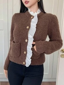 DAZY Damen elegante Kontrast Plissee Rüschen Saum Patchwork Taschen Knopfverschluss Strickjacke, Herbst/Winter - Kaffeebraun - Übersicht 3