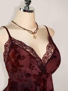 SHEIN ICON 加大码嬉皮女式蕾丝撞色印花不对称下摆吊带背心，适合节日、暑假、毕业季、返校季 - 彩色 - 查看 5