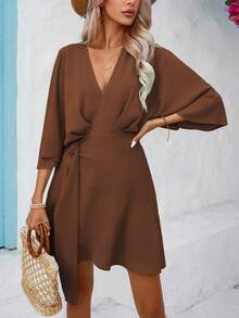 EMERY ROSE Robe enveloppante à manches chauve-souris, nœud sur le côté, tenue de vacances et de plage pour femmes - Marron - Voir 3