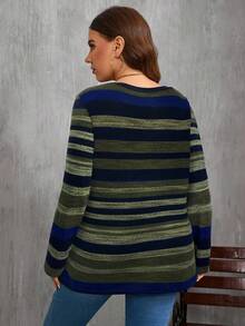 SHEIN Clasi 秋季大码女式条纹V领长袖休闲百搭T恤 - 軍綠色 - 查看 2