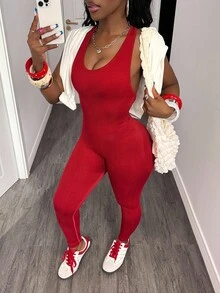 Slaydiva Women's Solid Color Minimalist Sleeveless Sexy Sport Jumpsuit, Casual Everyday Wear - Burgundy - View 7