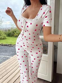 SHEIN 女士休闲心形印花方领紧身上衣和喇叭裤睡衣套装可爱休闲套装夏季休闲套装女士女士休闲套装心形睡衣套装女士睡衣套装女士休闲套装 - 彩色 - 查看 5