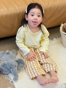 DAZY 2 Stücke/Set Kleinkind Mädchen Lässig Rundhals Langarm Top und karierte locker sitzende Hose Pyjama Set