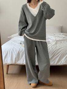 DAZY 女士V领二合一宽松长袖卫衣和直筒裤休闲家居服套装 - 灰色 - 查看 1