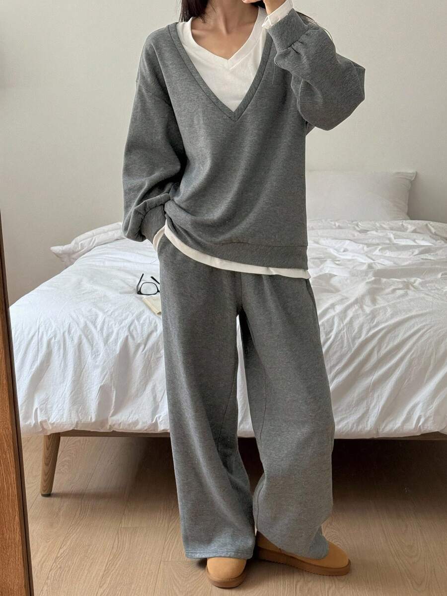 DAZY 女士V领二合一宽松长袖卫衣和直筒裤休闲家居服套装 - 灰色 - 查看 1