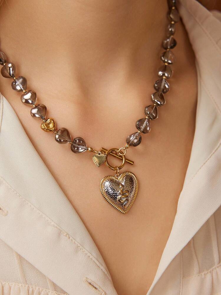 FASHIONABLE & ELEGANT HEART PENDANT NECKLACE FOR WOMEN