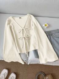 SHEIN LUNE Women's Casual Solid Color Tie Cuff Flare Sleeve Blouse V Neck Top Tie Front Top Knit Top Bell Sleeve Top Cottagecore Top,Casual