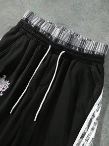 Manfinity EMRG Men's Drawstring Waist Striped Loose Casual Sweatpants