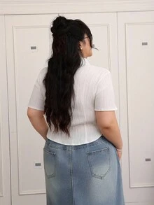 CovetEZ 大码女式波浪提花前扣休闲纯色短袖修身衬衫，春夏 - 白色 - 查看 2