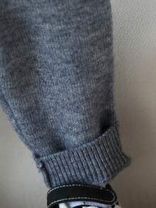 Souflis Souflis 男婴骆驼熊提花针织毛衣套装，面料柔软厚实，适合秋冬休闲穿着 - 深灰色 - 查看 6