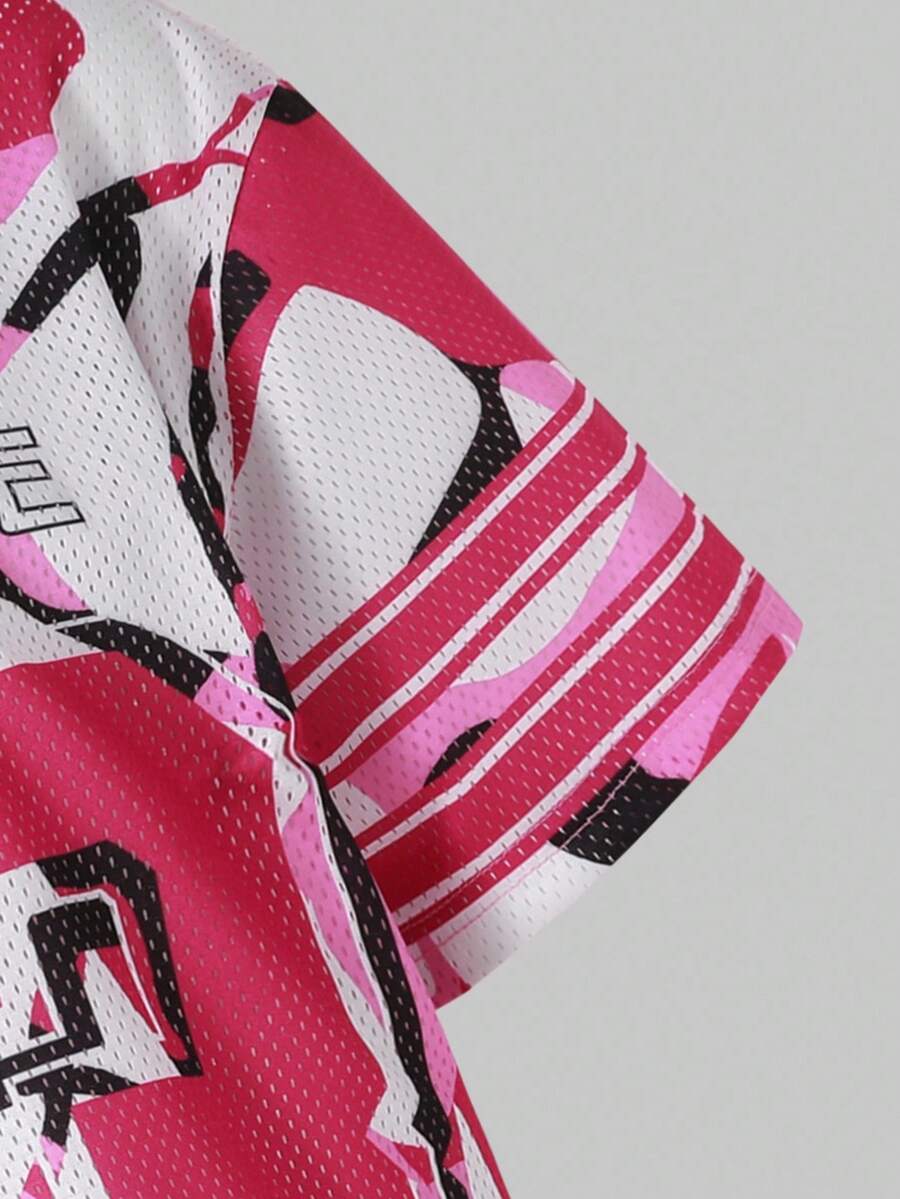 SHEIN Explorewe 2 件套青少年女孩迷彩印花 V 领冰球图案 T 恤 + 宽松迷彩阔腿裤，街头时尚百搭舒适