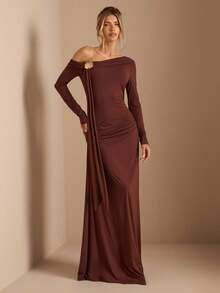 SHEIN BAE فستان كتف مكشوف بأكمام طويلة مع إبزيم معدني على الخصر مزين بكشكشة، فستان أنيق للمناسبات، الزفاف، وصيفات العروس، أعياد الميلاد، خريف/شتاء