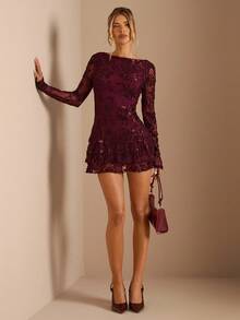 SHEIN BAE Vestido curto feminino cor vinho, cor sólida, elegante, com acabamento em renda, babados em camadas, bainha para encontros, boate, festa de aniversário, dia dos namorados, roupa floral sexy, manga comprida, bolo em camadas, vestidos de verão para mulheres - Borgonha - Ver 4